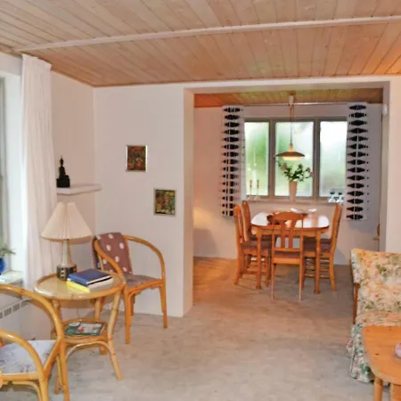 One-bedroom Holiday In